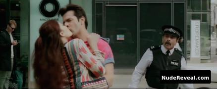 JACQUELINE FERNANDEZ nude in Judwaa 2