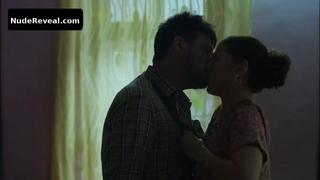 TEJASWINI PANDIT nude in Samantar