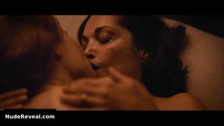 CRISTINA PLAZAS nude in Beguinas