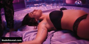 CAROLINA LOUREIRO nude in O Clube
