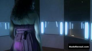 SARA MARTINS nude in Pigalle, la nuit