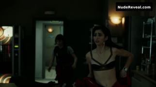 ALBA FLORES nude in La casa de papel