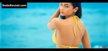 ALIA BHATT nude in Student Of The Year