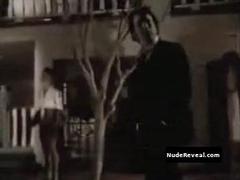 EVA LA RUE nude in Freddy