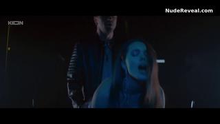 ELIZAVETA MORYAK nude in Zhizn Po Vyzovu
