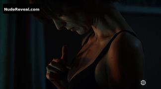 LOUISE BOURGOIN nude in Hippocrate