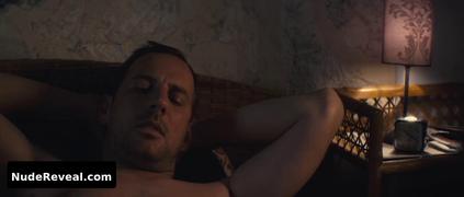 LEA DRUCKER nude in Le grand mechant loup