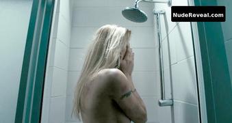 MICHELLE HUNZIKER nude in Amore nero