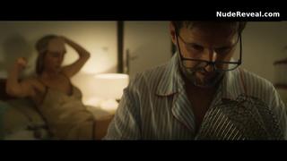 KIRA MIRO nude in I Hate Summer