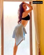 SOUNDARYA SHARMA nude in Housefull 4