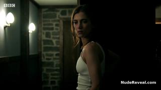 SARAH-SOFIE BOUSSNINA nude in Svartsjon