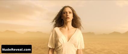 SERENAY SARIKAYA nude in Shahmaran
