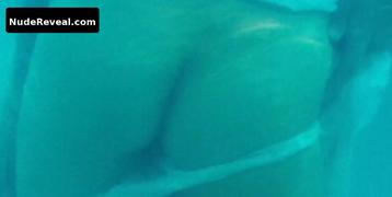 YNEZ VENERACION nude in Pagnanasa