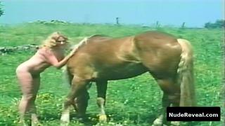 MARINA HEDMAN nude in La Zia Svedese