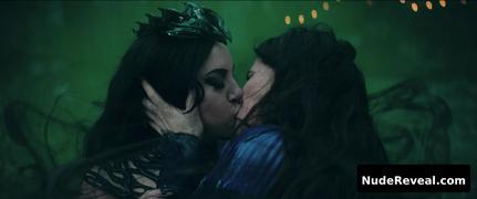 AUBREY PLAZA nude in Agatha All Along