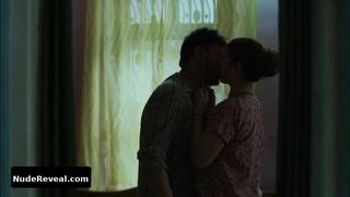 TEJASWINI PANDIT nude in Samantar