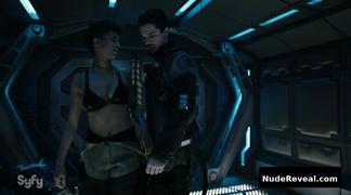 DOMINIQUE TIPPER nude in The Expanse