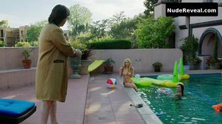 MINDY ROBINSON nude in Road Hard