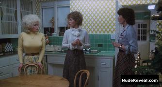 DOLLY PARTON nude in 9 to 5