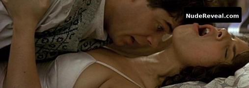 MARIBEL VERDU nude in Belle epoque