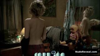 MARIANA XIMENES nude in Muito Gelo E Dois Dedos dAgua