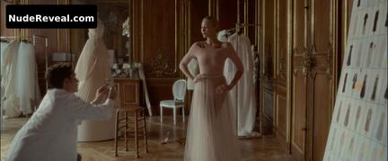 LYNA KHOUDRI nude in Haute Couture