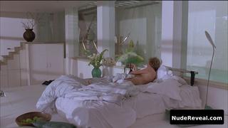 CATHERINE ZETA-JONES nude in Splitting Heirs
