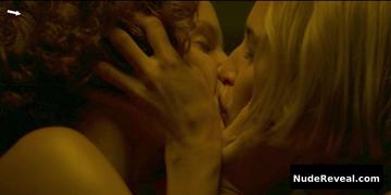 ANA MARIA POLVOROSA nude in Cable Girls