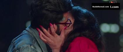 SHWETA TIWARI nude in Hum Tum And Them