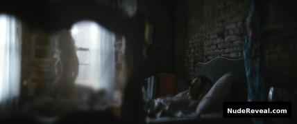 JANE LEVY nude in Pretenders