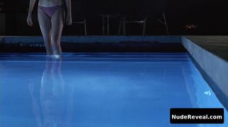 LEELEE SOBIESKI nude in The Glass House