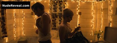ROSE MCIVER nude in Daffodils