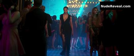 DEEPIKA PADUKONE nude in Pathan