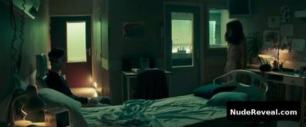 ANAIS DEMOUSTIER nude in Sauver ou perir