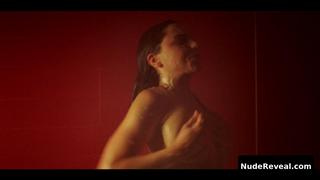 FILIPA AREOSA nude in O Clube
