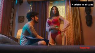 RACHEL WHITE nude in Mismatch