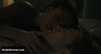 NAOMI ACKIE nude in Mickey 17