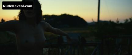 JUN JONG-SEO nude in Burning