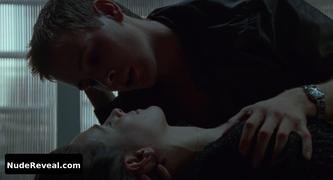 JULIETTE BINOCHE nude in Alice and Martin