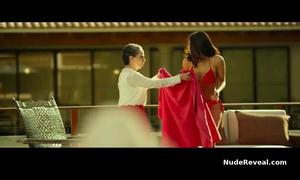 RENATA NOTNI nude in La Boda De La Abuela