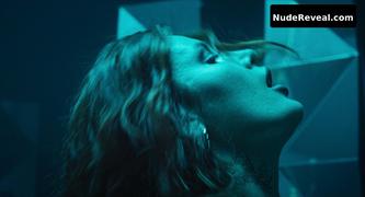 BELLA THORNE nude in Rumble Through the Dark