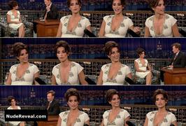 PENELOPE CRUZ nude in Late Night with Conan O