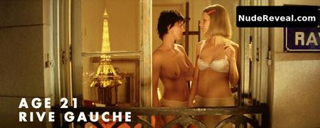 GWYNETH PALTROW nude in The Royal Tenenbaums