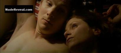 MARINA FOIS nude in Le plaisir de chanter