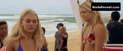 ANNASOPHIA ROBB nude in Soul Surfer