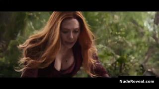 ELIZABETH OLSEN nude in Wind River