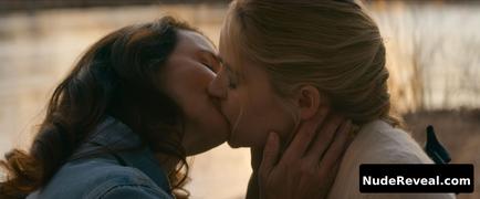 GREER GRAMMER nude in Deadly Illusions