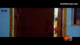 DAISY SHAH nude in Bhadra