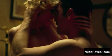 MAGGIE CIVANTOS nude in Cable Girls