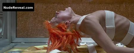 MILLA JOVOVICH nude in The Fifth Element